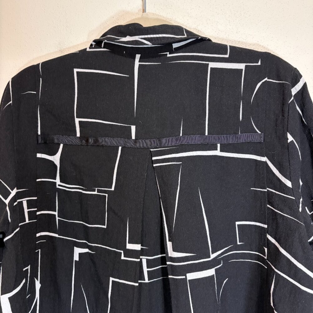 Ali Miles Black Button Down Abstract Geometric Print Pattern Artsy Top Blouse - Picture 11 of 14